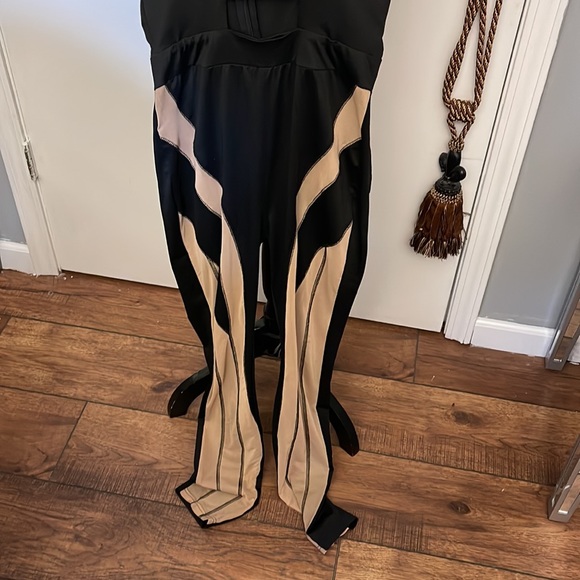 Jumpsuit - Picture 2 of 9